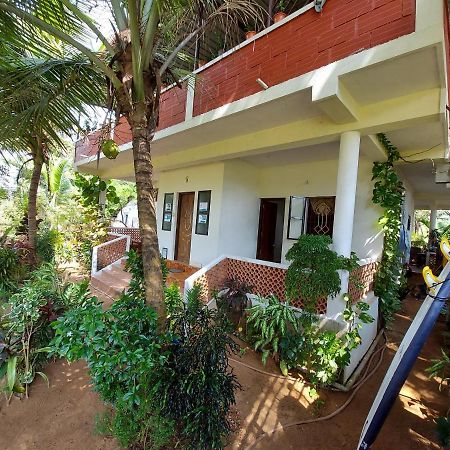 Cocopelli Guest House Gokarna  Exteriör bild