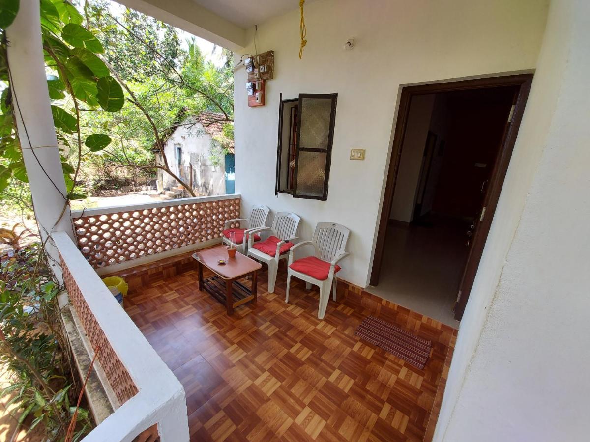 Cocopelli Guest House Gokarna  Exteriör bild